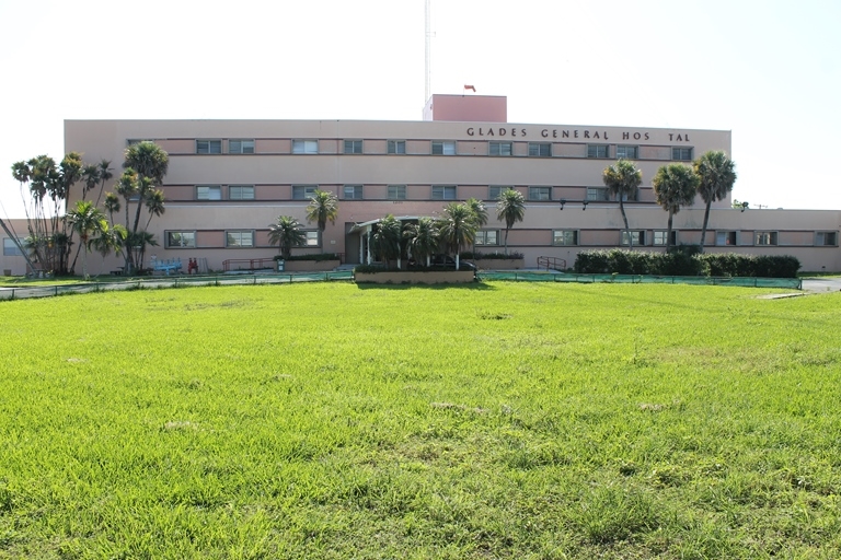 Primary Photo Of 1201 S Main St, Belle Glade Hospital For Sale