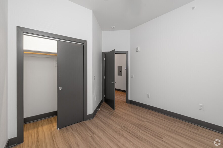 More Photos Of 627 Emma ave, Springdale Apartments For Lease