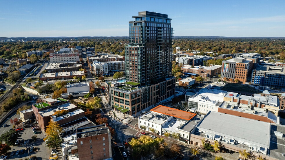 More Photos Of 108 Morris St, Durham Storefront Retail Office For Lease