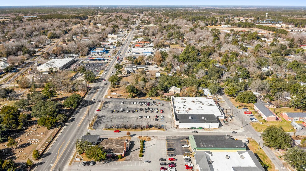 More Photos Of 1604-1624 Highmarket St, Georgetown Storefront For Lease