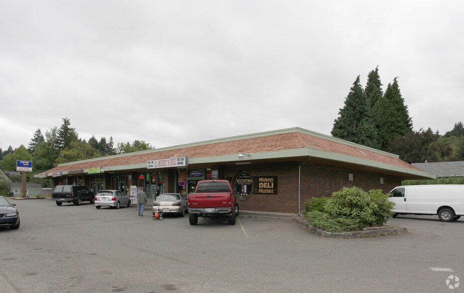 More Photos Of 110-118 W Alder St, Shelton General Retail For Sale