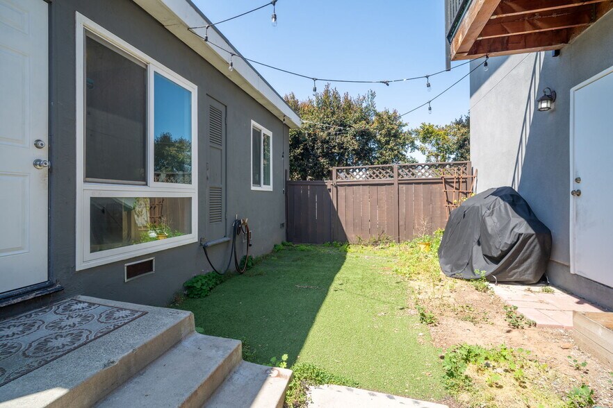More Photos Of 4924-4926 Iroquois Ave, San Diego Specialty For Sale