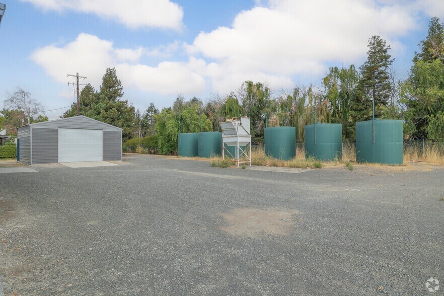 More Photos Of 24200 Arnold Dr, Sonoma Industrial For Sale