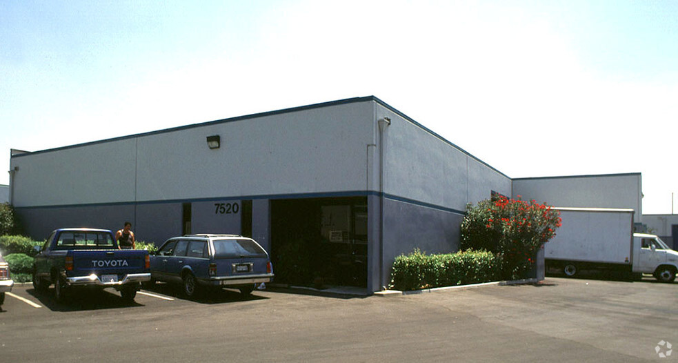 Primary Photo Of 7520-7522 Scout Ave, Bell Gardens Warehouse For Lease