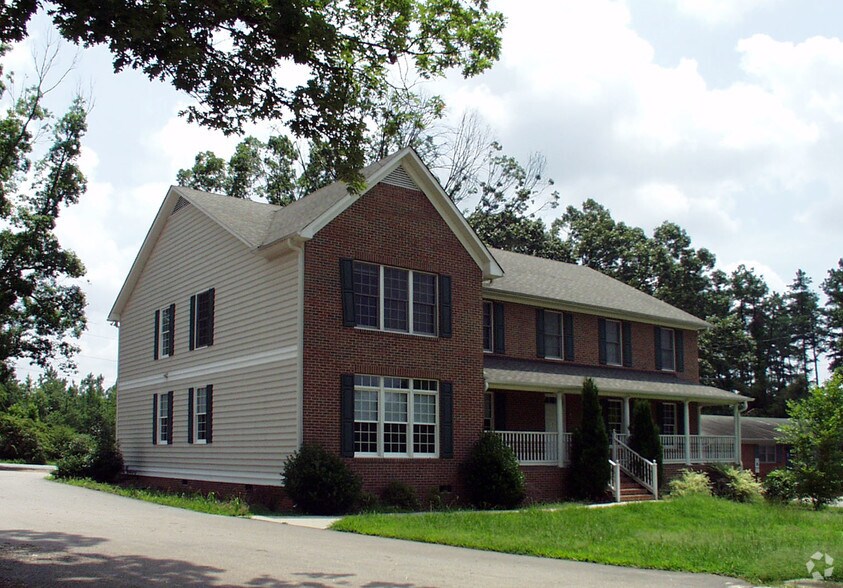 More Photos Of 1743 S Main St, Wake Forest Office For Lease