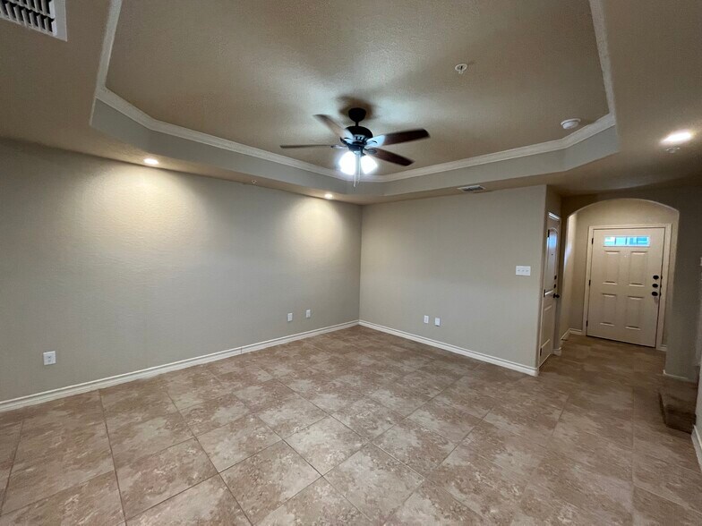 More Photos Of 6414 Luglio Ln, San Antonio Apartments For Sale