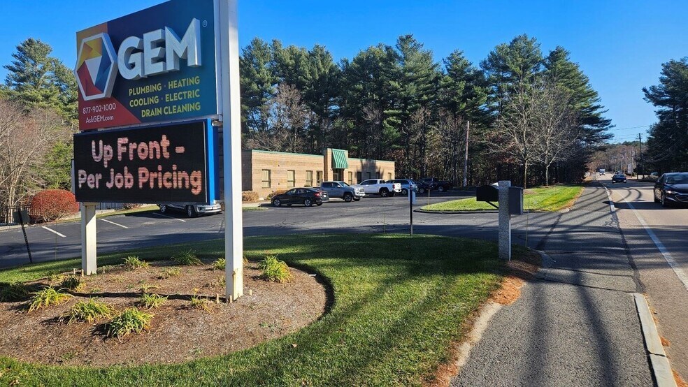 More Photos Of 115 Mendon St, Bellingham Medical For Sale