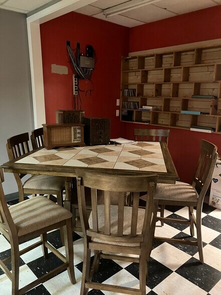 More Photos Of 3218 N Quincy St, Plainview Office For Sale