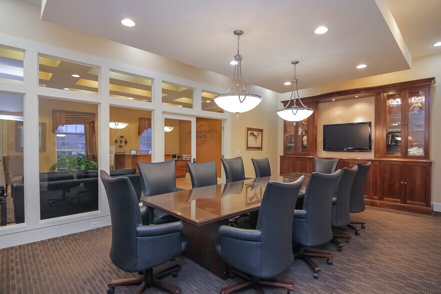 More Photos Of 3220 Office Pointe Pl, Louisville Office For Sale