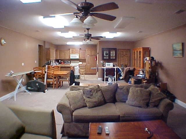 More Photos Of 1880 N Prairie St, Springfield Warehouse For Sale