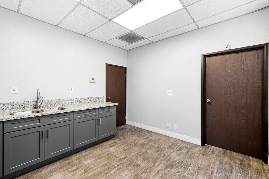 More Photos Of 2-72 N Central Ave, Upland Warehouse For Sale