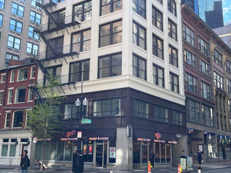 Primary Photo Of 111 State St, Boston Office For Lease