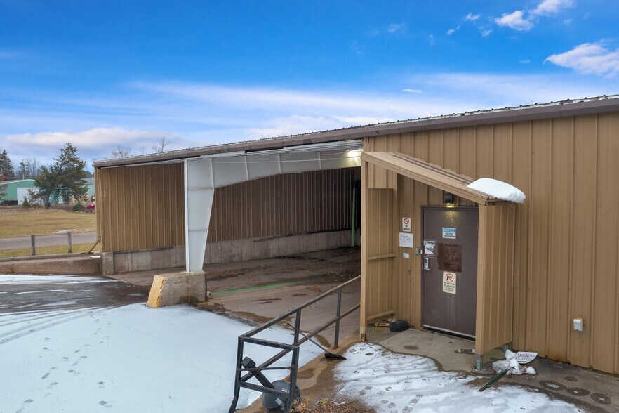 More Photos Of 2925 Welsby Ave, Stevens Point Warehouse For Lease
