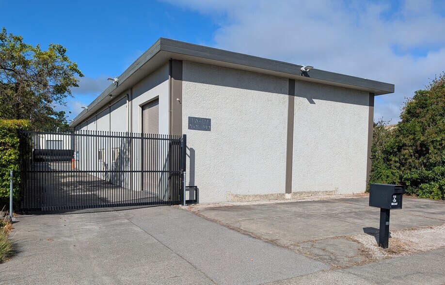 More Photos Of 118 Mitchell Blvd, San Rafael Warehouse For Sale