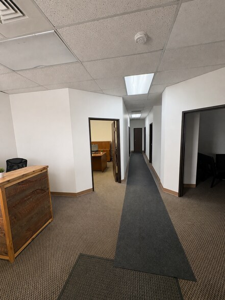 More Photos Of 2536 S Delaware St, Denver Office For Lease