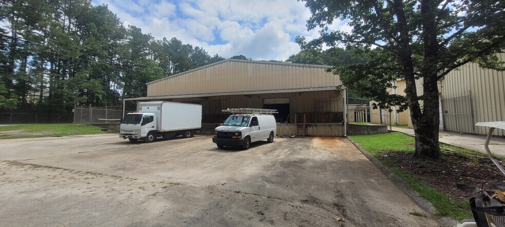 More Photos Of 650 Fairburn Rd SW, Atlanta Distribution For Sale