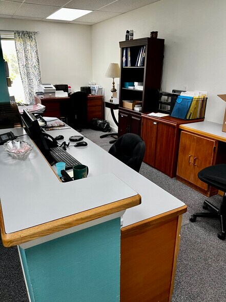 More Photos Of 1520 Rochester Rd, Farmington Medical For Lease