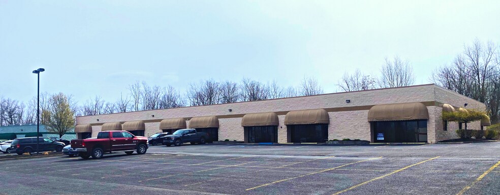 More Photos Of 109 Platinum Dr, Bridgeport Office For Lease