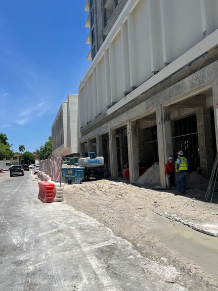 More Photos Of 4011 Salzedo St, Coral Gables Apartments For Lease