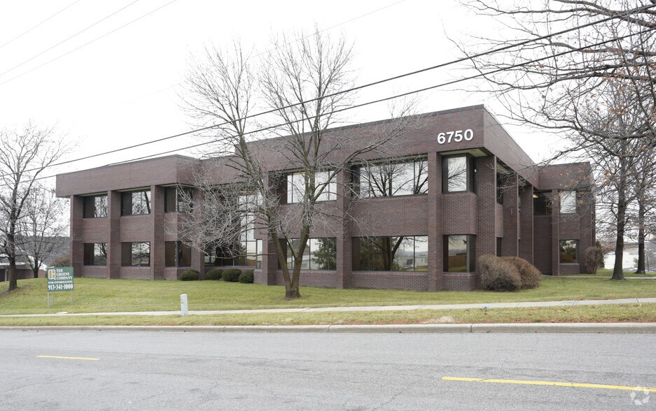 Primary Photo Of 6750 W 93rd St, Overland Park Office For Lease
