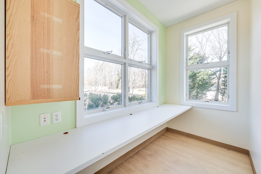 More Photos Of 204 Main St, Orleans Medical For Sale