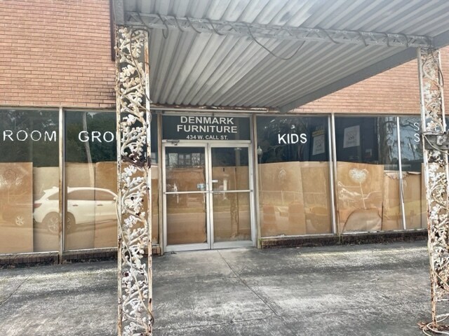 More Photos Of 411 W Madison St, Starke Storefront Retail Office For Lease