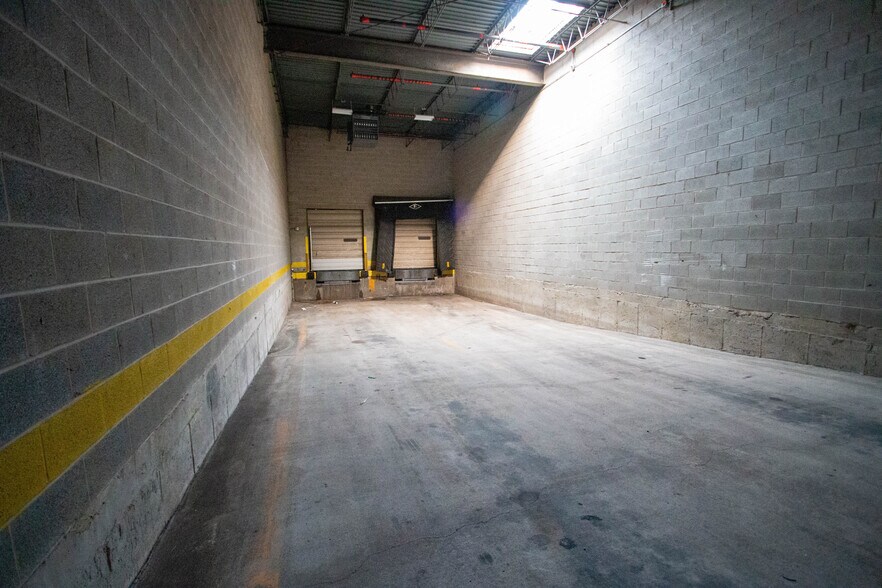 More Photos Of 1175 Central Ave, University Park Manufacturing For Lease