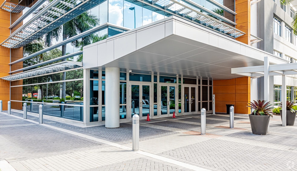 More Photos Of 1800 N Military Trl, Boca Raton Office For Lease