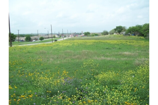 More Photos Of 4500 Thousand Oaks Dr, San Antonio Land For Sale