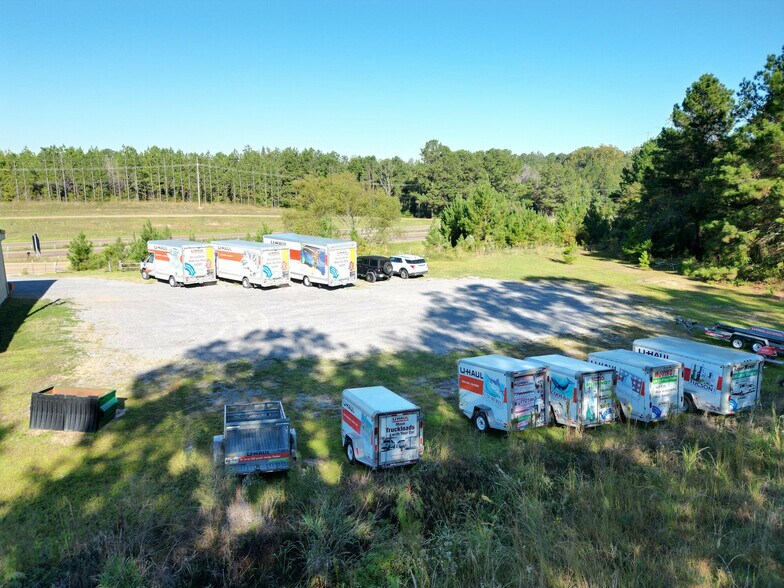 More Photos Of 9800 I-55, Terry Freestanding For Sale