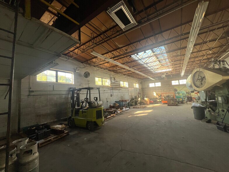 More Photos Of , Franklin Park Industrial For Sale