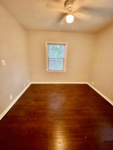 More Photos Of 3401-3403 Central St, Kansas City Apartments For Sale