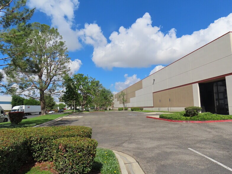 More Photos Of 10225 San Sevaine Way, Jurupa Valley Unknown For Lease