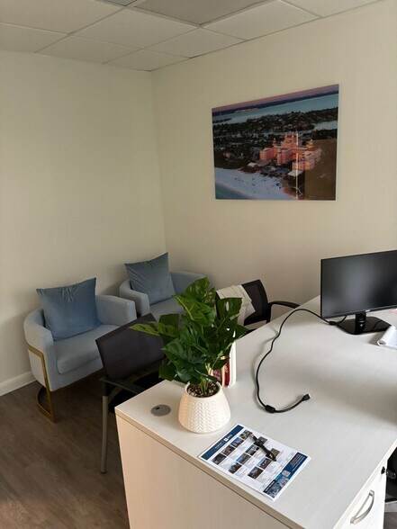 More Photos Of 150 SE 2nd Ave, Miami Office Residential For Sale