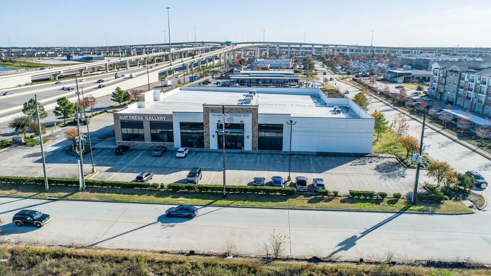 More Photos Of 23811 I-10 Frontage Rd, Katy Storefront For Lease