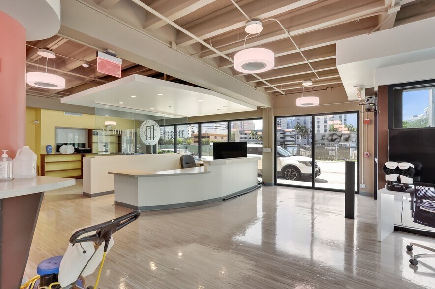 More Photos Of 400 N Andrews Ave, Fort Lauderdale Medical For Lease