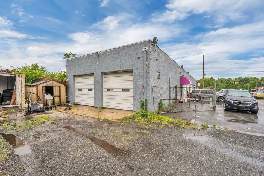 More Photos Of 1333 Delsea Dr, Deptford Auto Dealership For Sale