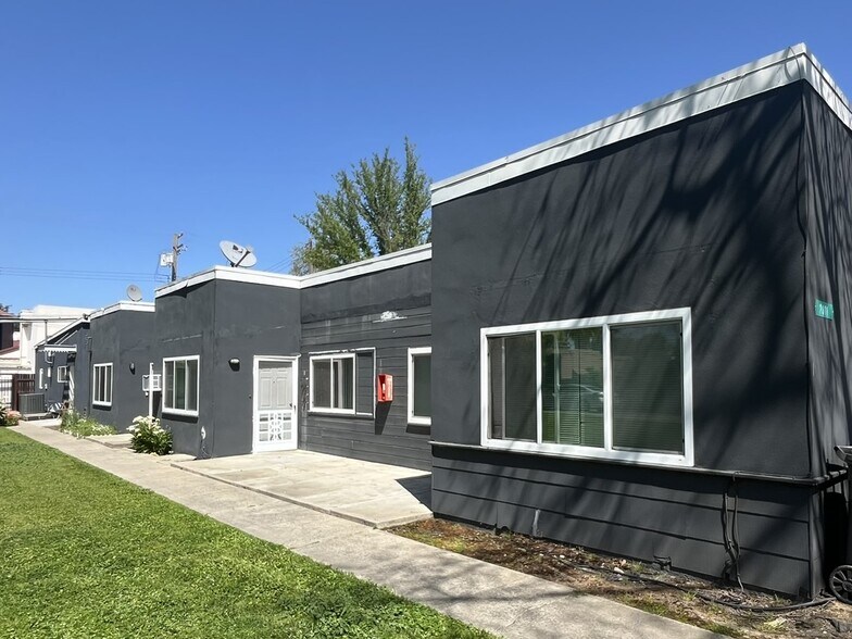More Photos Of 2065-2081 15th Avenue, Sacramento Apartments For Sale