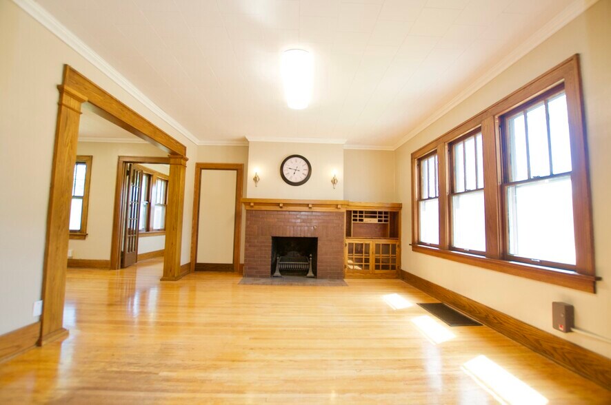 More Photos Of 615 S 1st Ave, Jamestown Office Residential For Lease