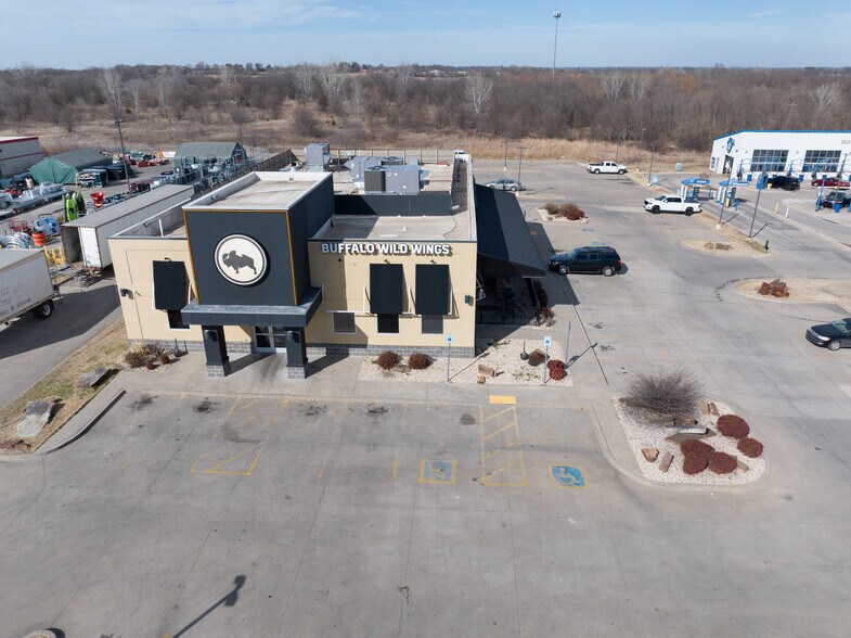 More Photos Of 1130 W Shawnee St, Muskogee Restaurant For Sale