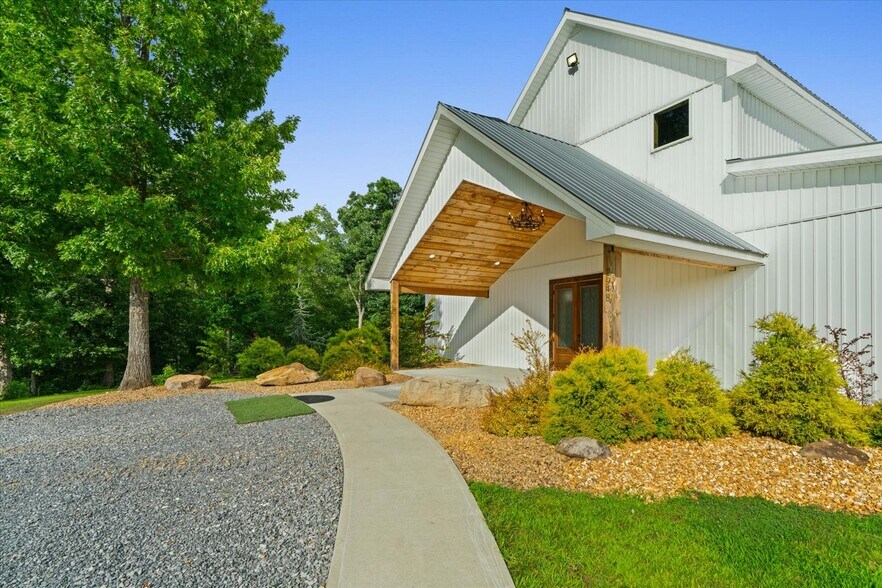 More Photos Of 2948 Holly Creek Cool Sprgs Rd, Chatsworth Specialty For Sale