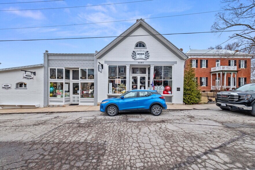 More Photos Of 5595 Walnut St, Augusta Storefront For Sale