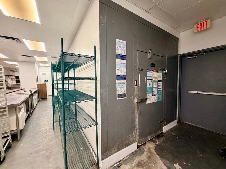 More Photos Of 3452-3470 N Miami Ave, Miami General Retail For Lease
