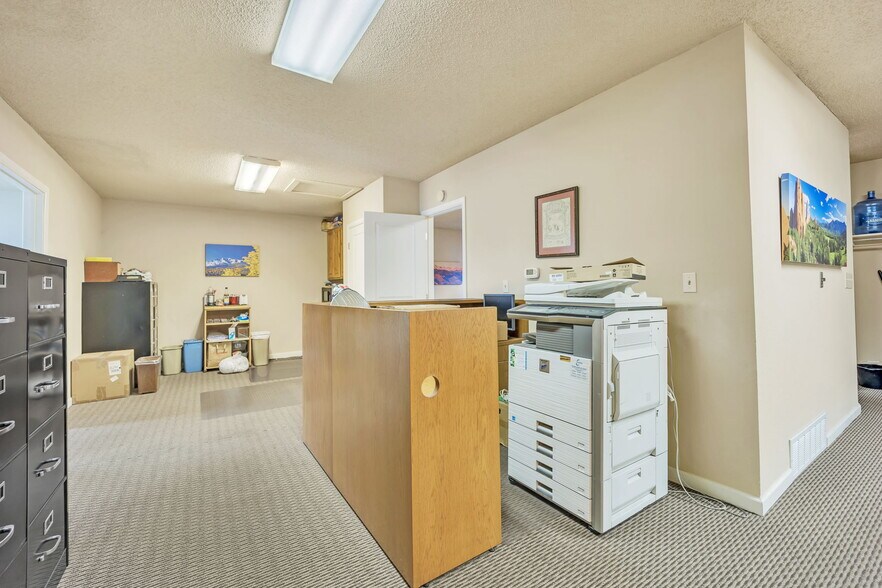 More Photos Of 2123-2125 N Academy Blvd, Colorado Springs Office For Sale