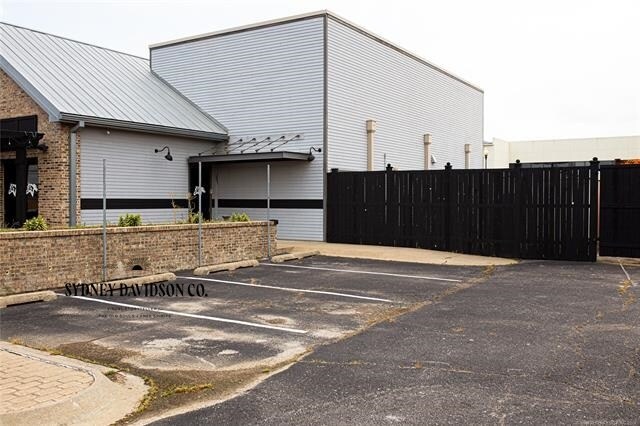 More Photos Of 6263 State Highway 66, Tulsa Restaurant For Sale