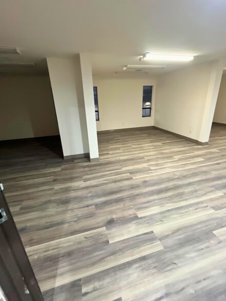 More Photos Of 11940 Palm Dr, Desert Hot Springs Loft Creative Space For Sale