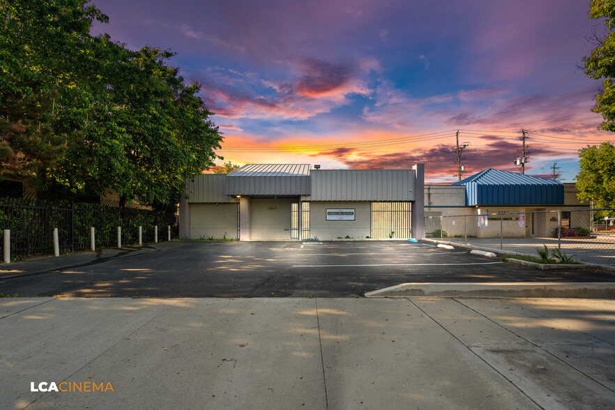 Primary Photo Of 2317 17th St, Bakersfield Medical For Lease