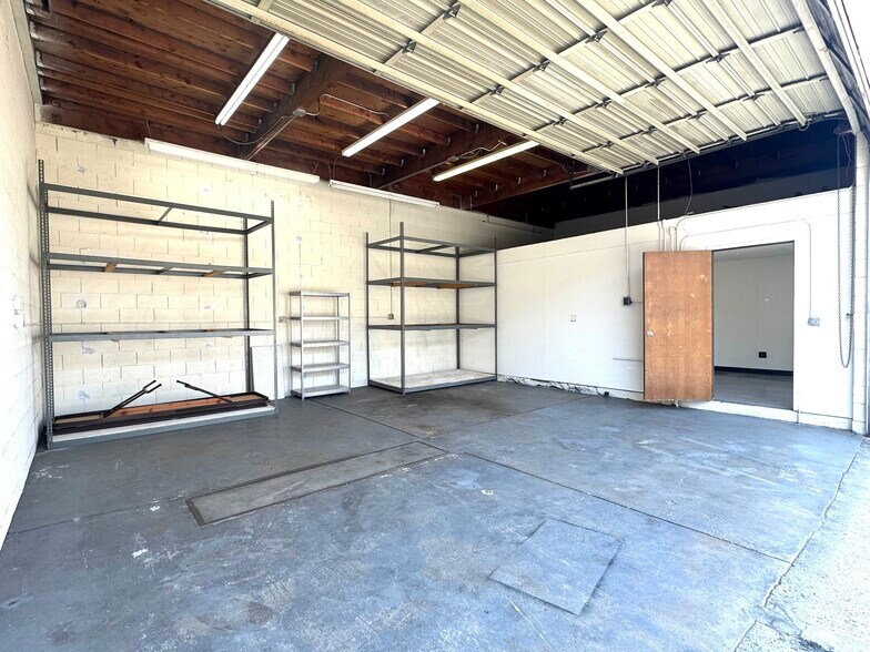 More Photos Of 75 Dillon Ave, Campbell Service For Sale