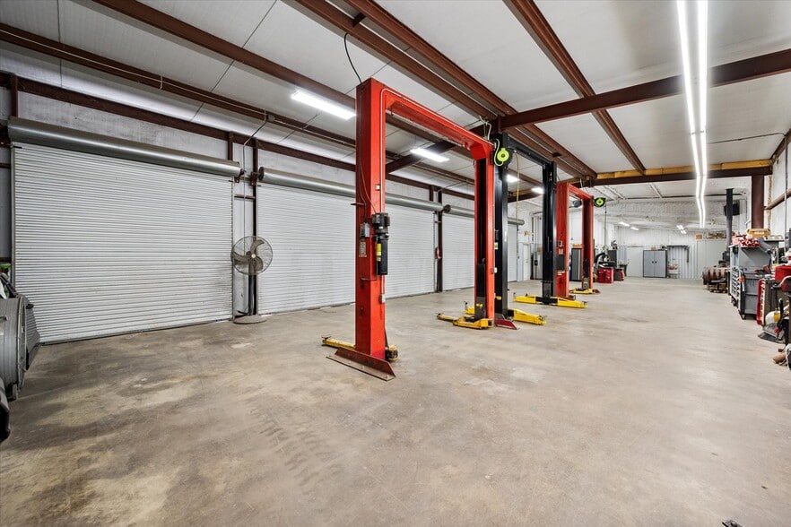 More Photos Of 308 S Beaton St, Corsicana Office For Sale