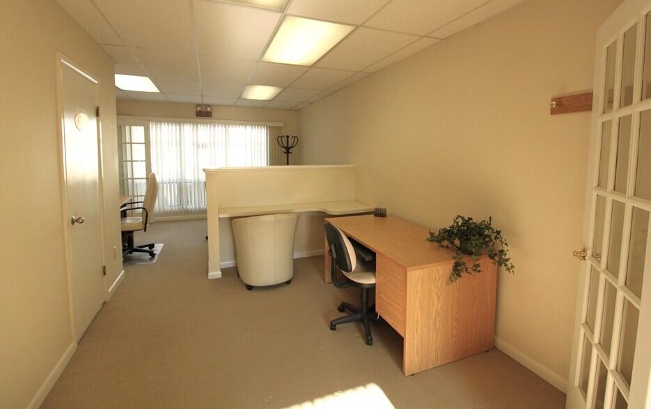 More Photos Of 1578 Route 130, North Brunswick Office For Lease